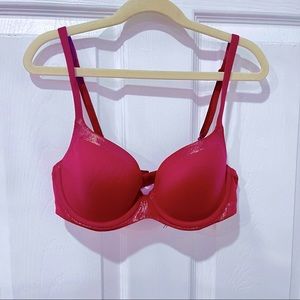 VS Red Bra